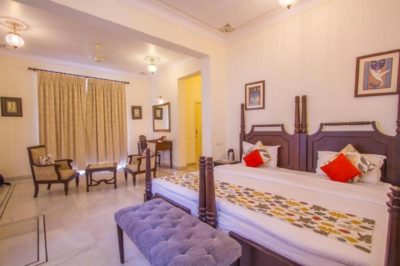 Akshay Niwas Boutique Luxury Hotel Udaipur Exterior foto
